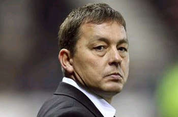Billy Davies is the favourite to take over at Leeds United but Lee Clark could be the best value at 8/1
