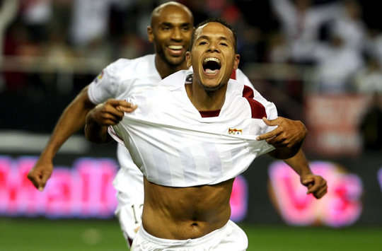 Luis Fabiano - Kanoute - Sevilla-Arsenal (Marca)