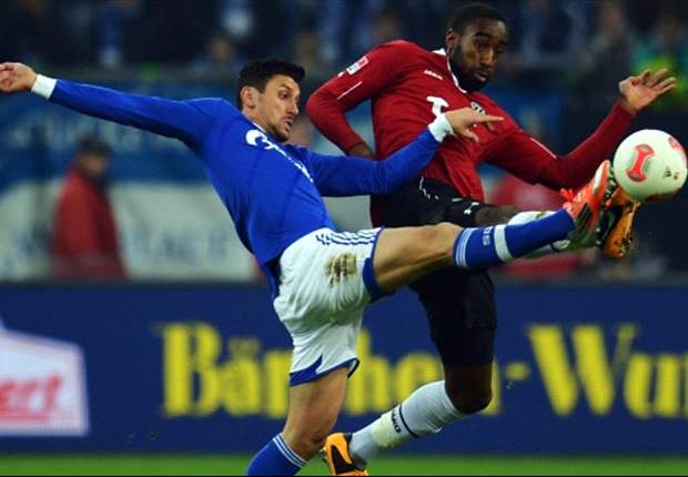 Arsenal defender Djourou open to permanent Hannover move