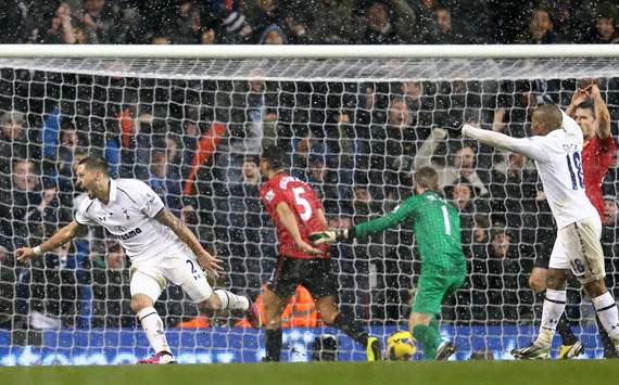 EPL - Tottenham Hotspur v Manchester United, Clint Dempsey