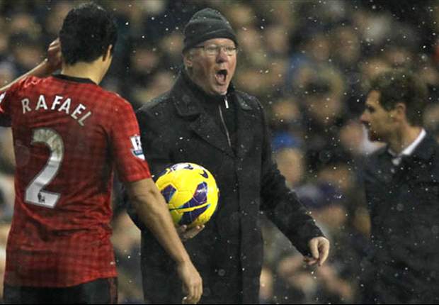 FA asks Sir Alex for 'observations' after linesman criticism