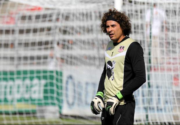 Ochoa aceita o interesse do Liverpool