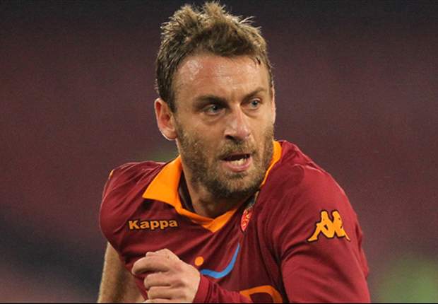 De Rossi hints at Roma stay