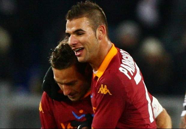 Rivincita Tachtsidis a Bologna, il goal come risposta ai fischi: "Ringrazio i miei compagni per il sostegno, lo spogliatoio è unito. Duro il salto dalla B alla Roma"