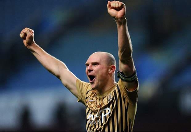 Gary Jones dreaming of Europa League adventure with Bradford