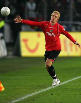 Hanke mit Dreierpack gegen Werder (firo)