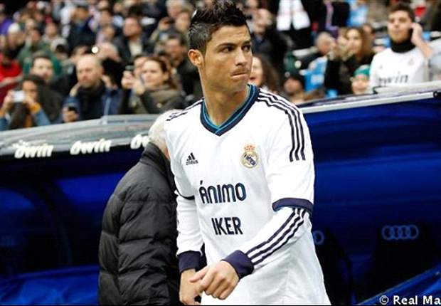 Real Madrid players show Casillas support with pre-game shirts