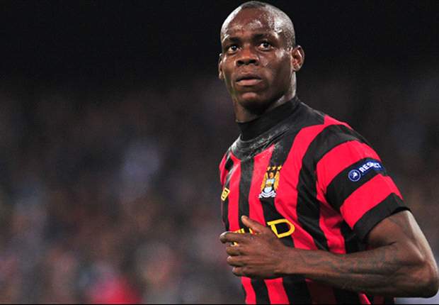 Silvio vuole fare di Balotelli un'arma di propaganda? Sacchi lo stronca proprio sul piano dei valori: "Il più grande Milan della storia, la più grande squadra di club di tutti i tempi agiva in modo diverso..."