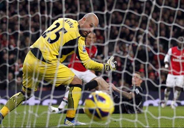 Reina descarta volta ao Barcelona