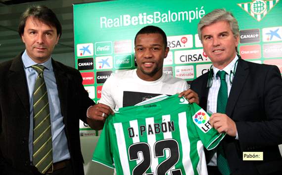 Dorlan Pabón, contento por estar en el Betis