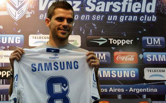 Vélez presentó a Gago: "Estoy muy contento"
