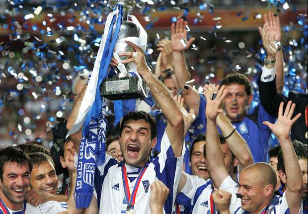 9 febbraio - Buon compleanno a Charisteas, Còrdova, Possanzini e...