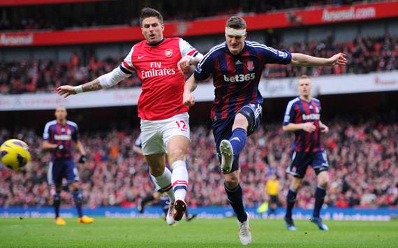 EPL: Olivier Giroud - Robert Huth, Arsenal v Stoke City