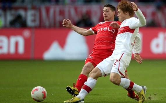 Golden Goal: Den Brustring an die Kette gelegt
