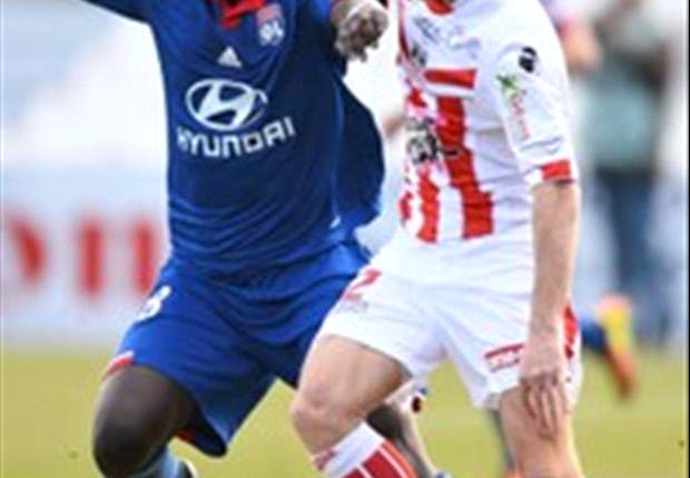 Ligue 1, 23ª giornata - PSG forza quattro col Tolosa, Mutu lo aiuta: doppietta al Lione. Bordeaux, Montpellier e Nizza, vittorie con vista Europa. Il Marsiglia cede in casa al Nancy