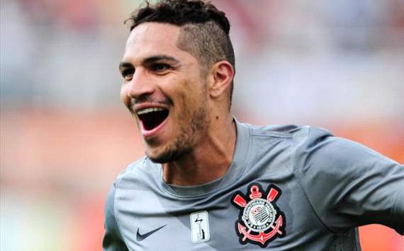 Tite escolhe Guerrero e coloca Pato na reserva
