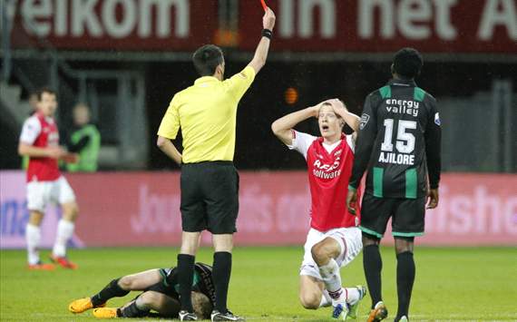 Twee wedstrijden schorsing voor Elm