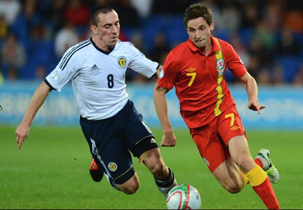 Strachan reveals Brown to captain Scotland against Estonia