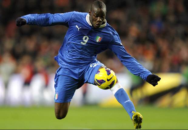 Born-again Balotelli ready to lead Italy to World Cup tilt