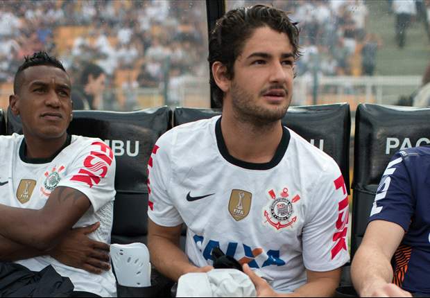 Sem marcar, Pato mira duelo contra o Palmeiras