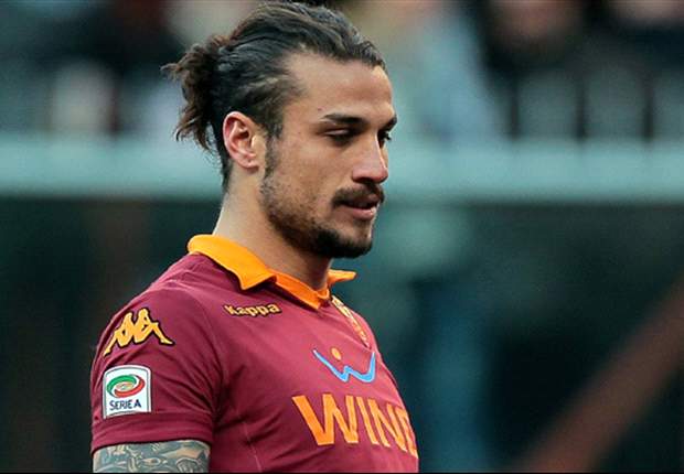 Southampton sign Osvaldo from Roma