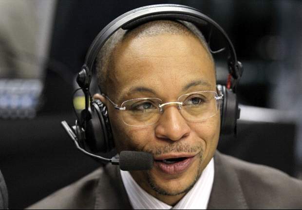 Avi Creditor: Gus Johnson's transition to soccer worth getting excited about