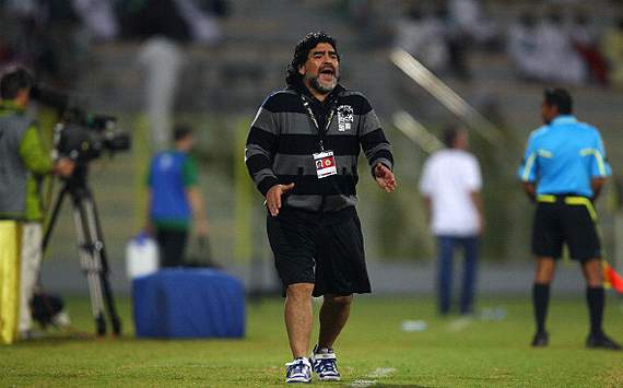 Maradona: Messi should take every free kick for Barcelona