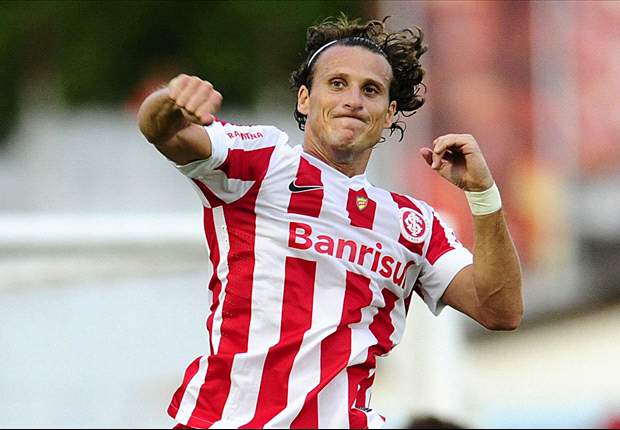Forlan targeted by Zaragoza in January, says Jimenez