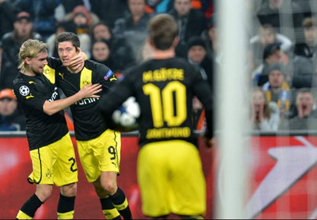 Dortmund chief plays down Lewandowski exit talk
