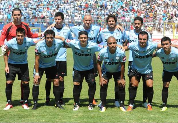 Cristian Díaz aparta dos jugadores por mala conducta