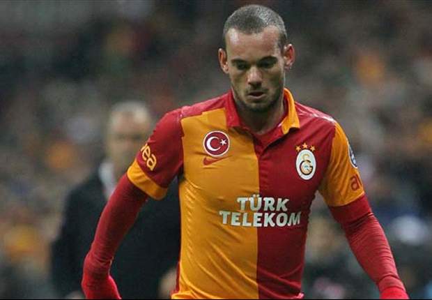 Sneijder relishes special Galatasaray Champions League debut