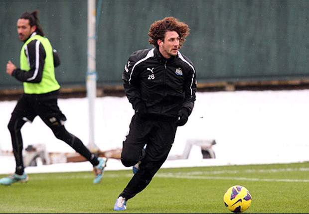 Newcastle captain Coloccini facing up to seven weeks out with back injury
