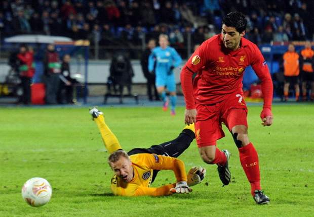Suarez left in solitude as Zenit defeat lays Liverpool shortcomings bare
