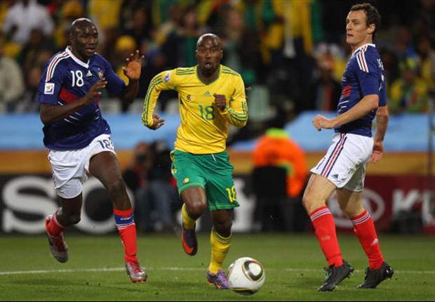 Nomvete extends his stay at Swallows