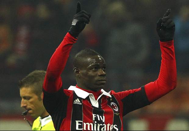 Punto Milan - Un pizzico di fortuna e un Balotelli in formato Champions, il Diavolo c'è