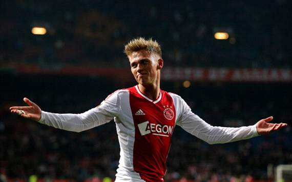 Overmars blij met symbool Fischer