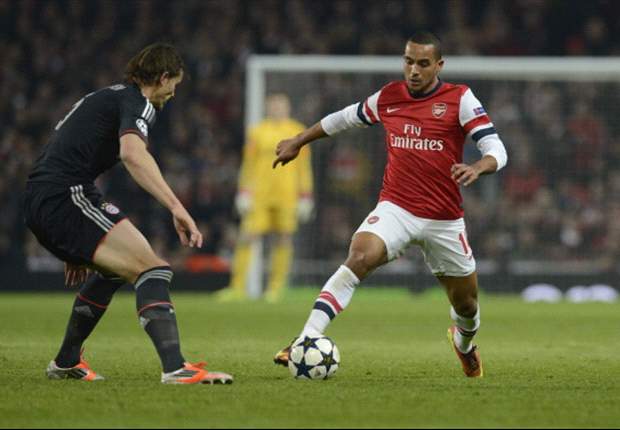 Walcott: Wenger is the best man for Arsenal