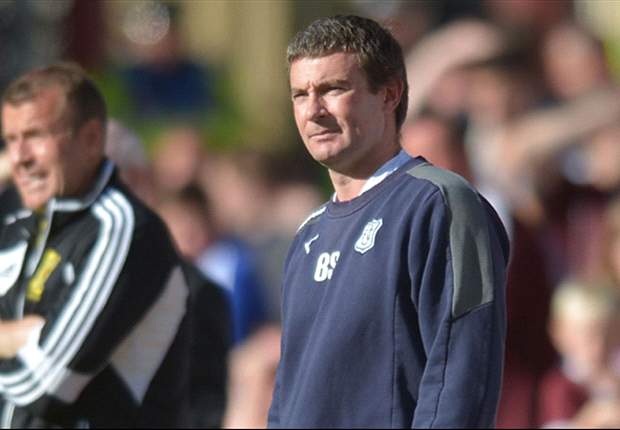 Dundee sack manager Barry Smith