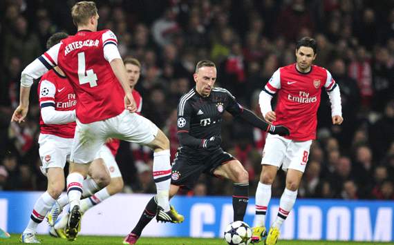 Arteta: „Mertesacker ist besser als die meisten denken“