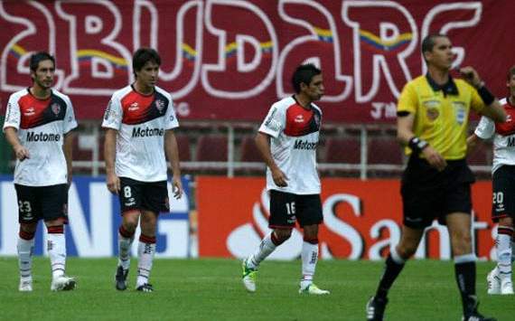 Deportivo Lara 2x1 Newells Old Boys: venezuelanos vencem e embolam o grupo