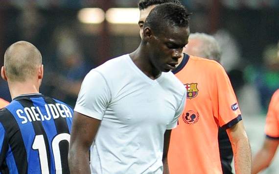 Ejekan 'Apel Busuk', Strategi AC Milan Dapatkan Mario Balotelli