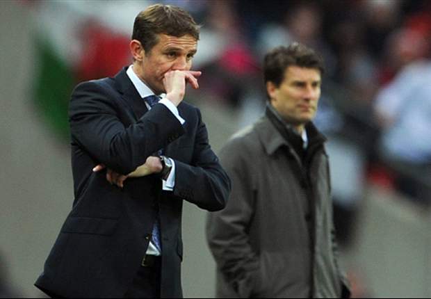Bradford City boss Parkinson bemoans Duke red card