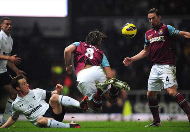 Boos from West Ham crowd upset me, says Tottenham midfielder Parker