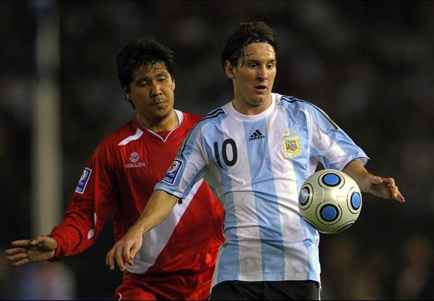 Chivas USA signs veteran defenders Walter Vilchez and Joaquin Velazquez
