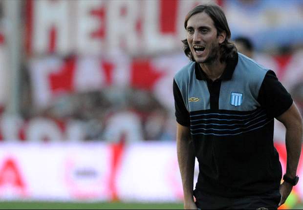 Zubeldía: "Opto por pensar en Lanús"