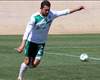 Herculez Gomez scores against Atlante