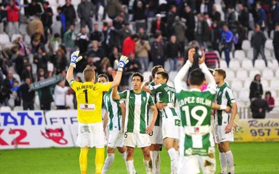 Córdoba 0-2 Villarreal: Aquino fue titular y ganó su primer juego