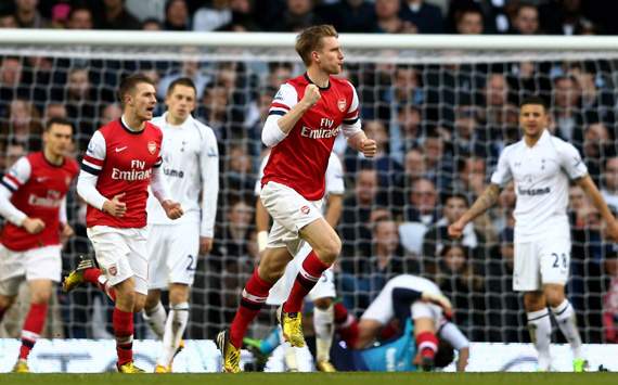 Tottenham defeat was a defensive wake-up call, says Mertesacker
