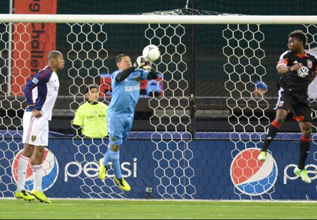 U.S. goalkeepers prepare for life without Howard