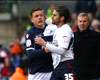 David Bentley Tak Permasalahkan Cercaan Fans Milwall